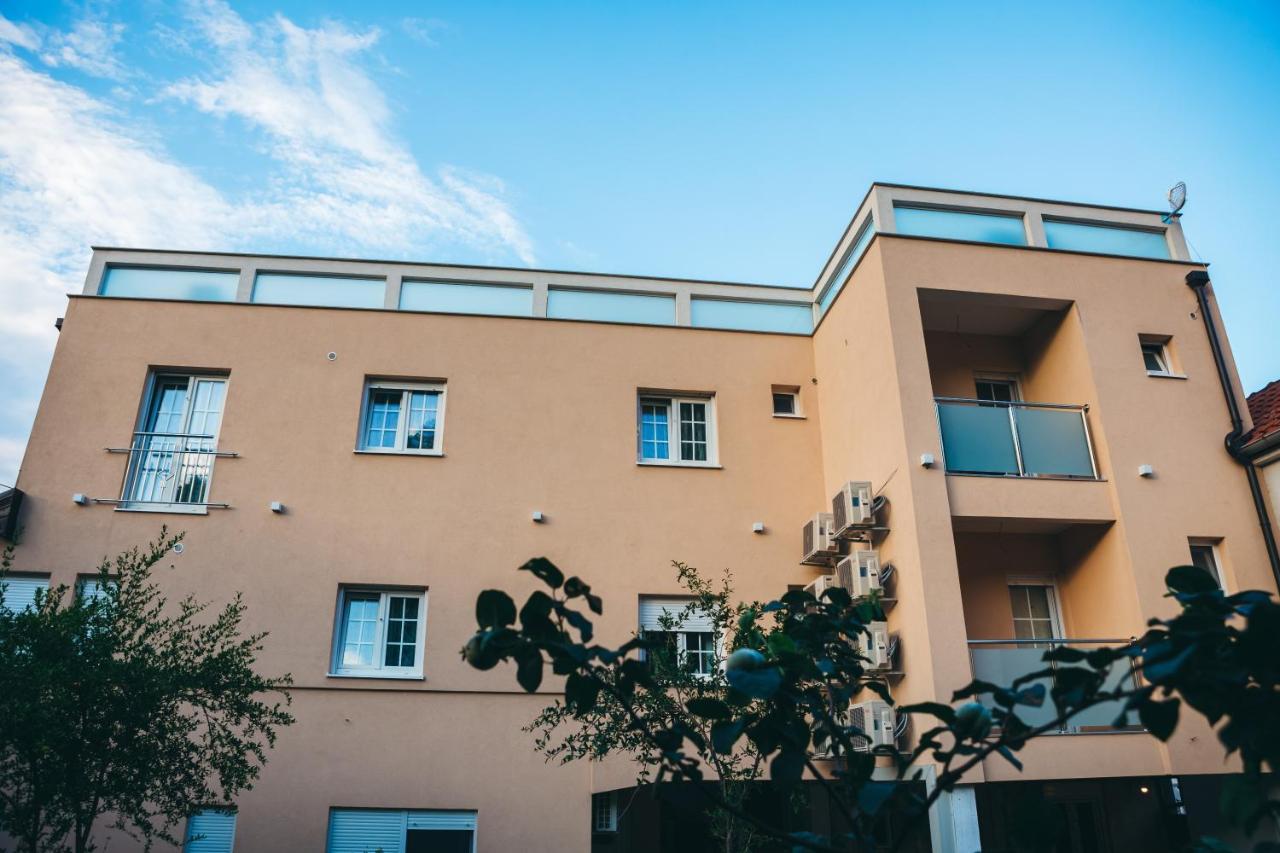 Elegant Studio Apartments Lasta Mostar Exterior foto